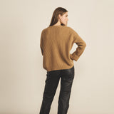 Ribbed camel brown women cashmere sweater - look | Edward | Linnea Lund
