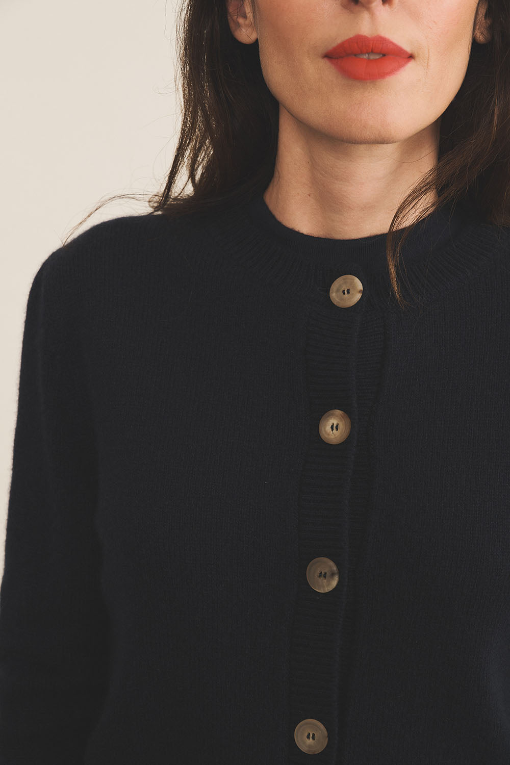 Midnight blue women cashmere cardigan - focus view | Greta | Linnea Lund