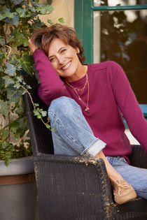 fuchsia pink women cashmere sweater - look | Ines | Ines de la Fressange x Linnea Lund