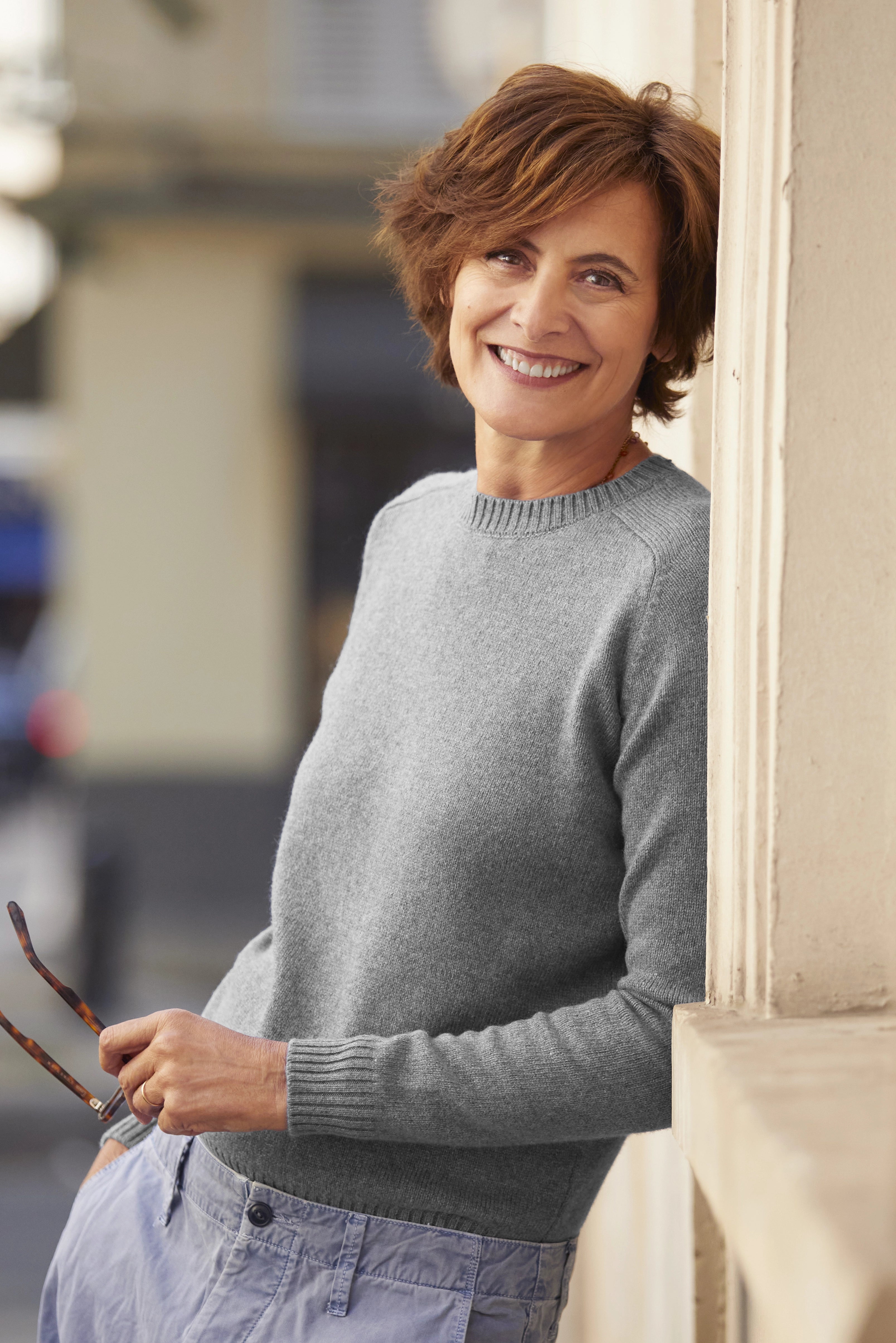 Grey color women cashmere sweater | Ines | Ines de la Fressange x Linnea Lund