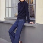Navy blue women cashmere sweater - look | Ines | Ines de la Fressange x Linnea Lund
