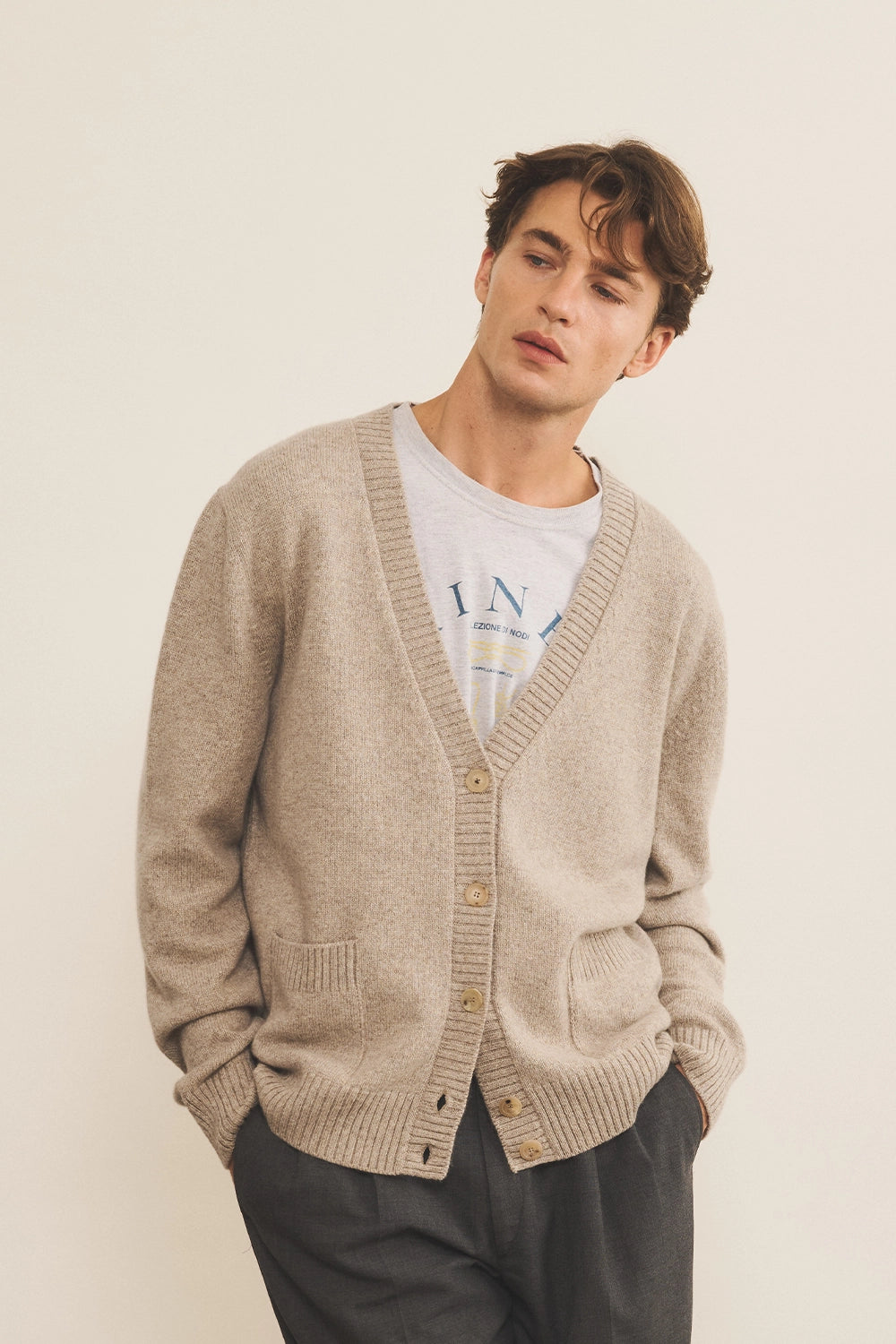 Greige cashmere cardigan men - front view | Junior | Linnea Lund