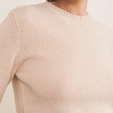 Light pink women cashmere sweater - focus fabric | Mimmi | Linnea Lund