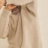 Beige men cashmere sweater - focus fabric | Sergio | Linnea Lund
