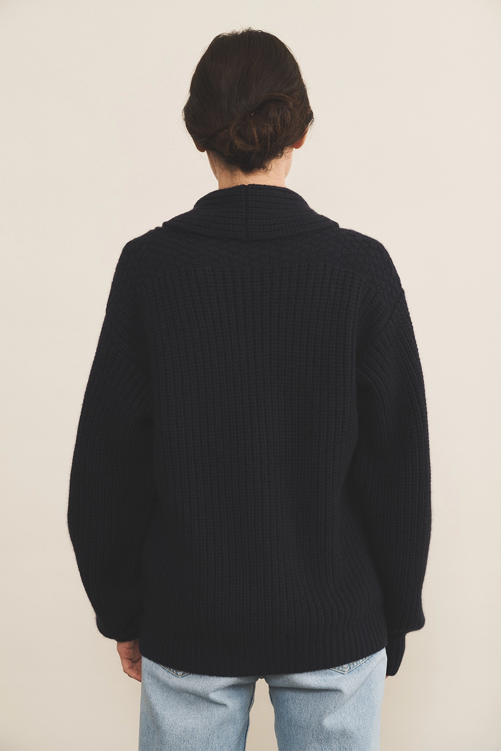 navy blue cashmere cardigan men - back view | Philippe | Linnea Lund