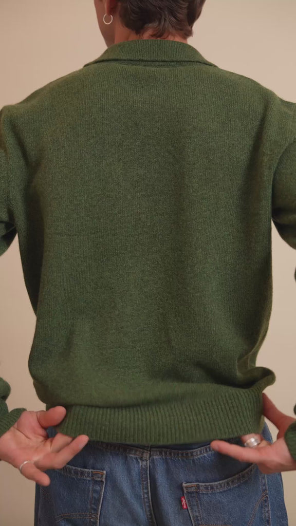 Dark green cashmere polo sweater men - video | Ralph | Linnea Lund