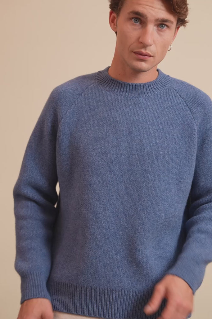 Blue denim cashmere sweater men - video | Sergio | Linnea Lund