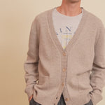 Greige cashmere cardigan men - video | Junior | Linnea Lund
