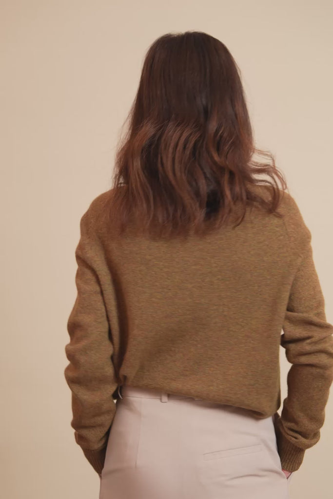 green ochre color cashmere sweater women - video | Jack | Linnea Lund