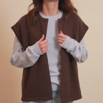 Cashmere sleeveless cardigan women brown chocolate - video | Théo | Linnea Lund