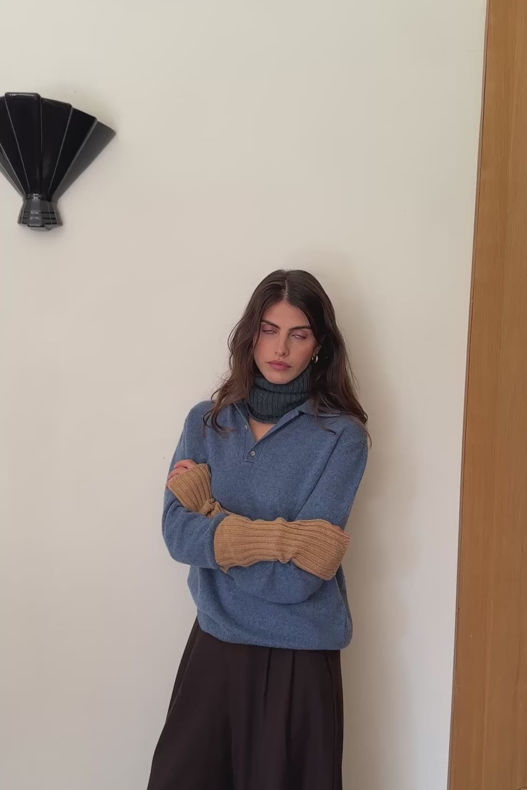 denim blue cashmere polo women - video | Ralph | Linnea Lund
