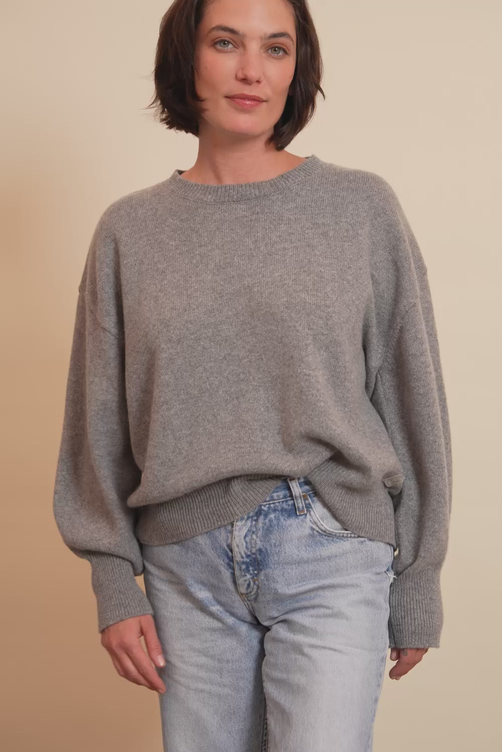 Grey cashmere sweater women - video | Sarah | Linnea Lund