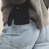 Dark blue cashmere mittens | Vantar | Linnea Lund