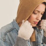 beige cashmere mittens  women - focus | Vantar | Linnea Lund